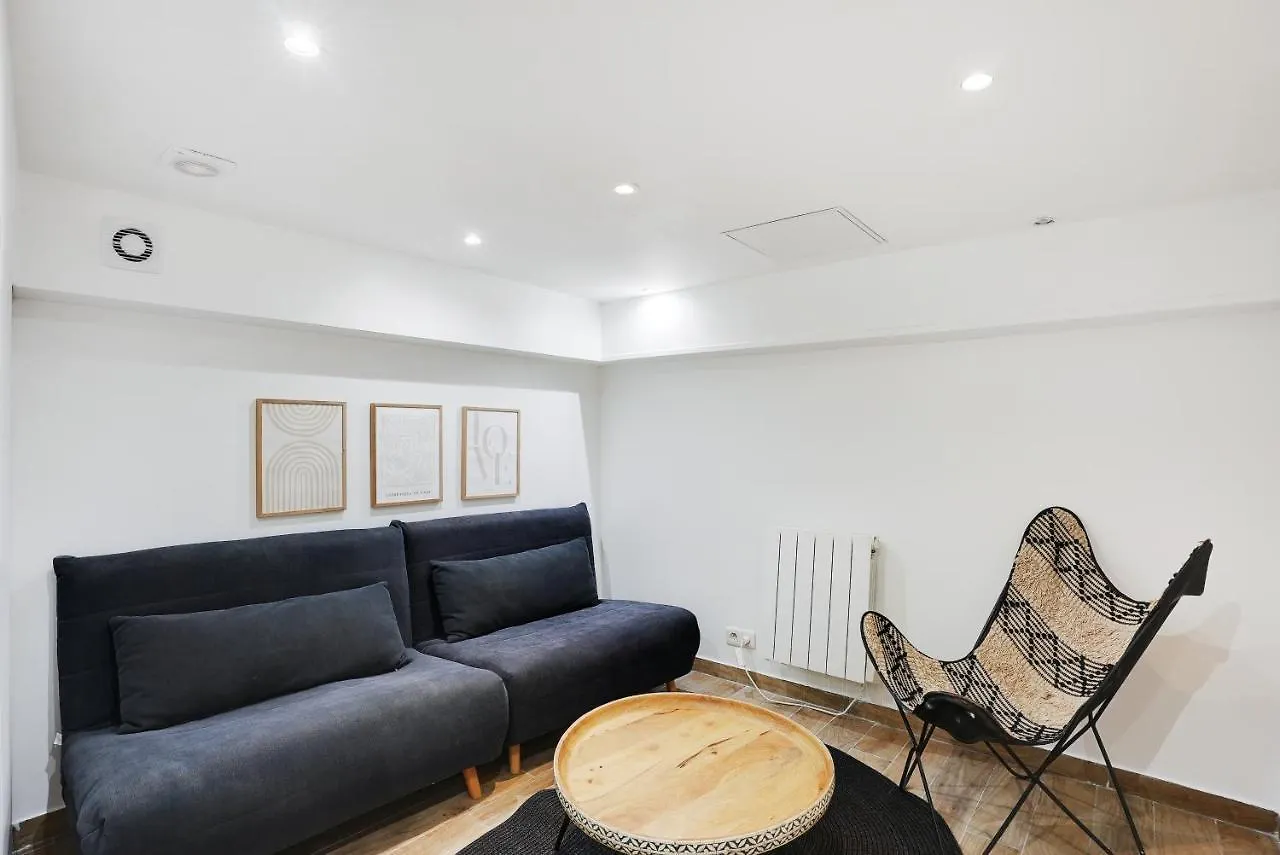 Cmg Manouchian R - Saint Fargeau Appartement *